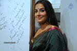 Vidya Balan at Andy Pop Inspired Painting Exhibition - 11 of 21