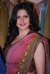 Zarine Khan At Riyaz Gangji's Libas Store - 19 of 30
