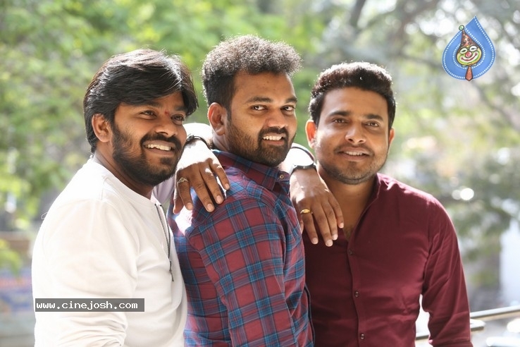 3 Monkeys Movie Press Meet - 13 / 39 photos