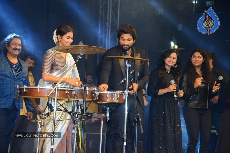 Ala Vaikunthapurramloo Success Celebrations 02 - 6 / 37 photos