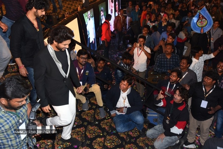 Ala Vaikunthapurramuloo Musical Concert Set 04 - 20 / 91 photos