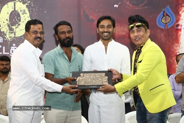 Asuran Movie Success Meet Stills - 27 / 51 photos