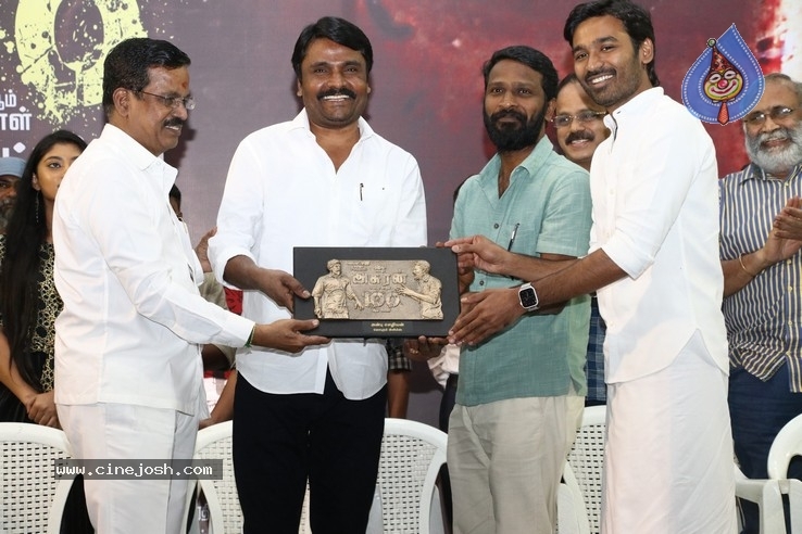 Asuran Movie Success Meet Stills - 47 / 51 photos