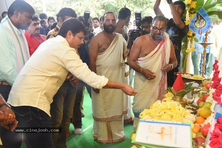 Balakrishna New Movie Opening - 12 / 53 photos