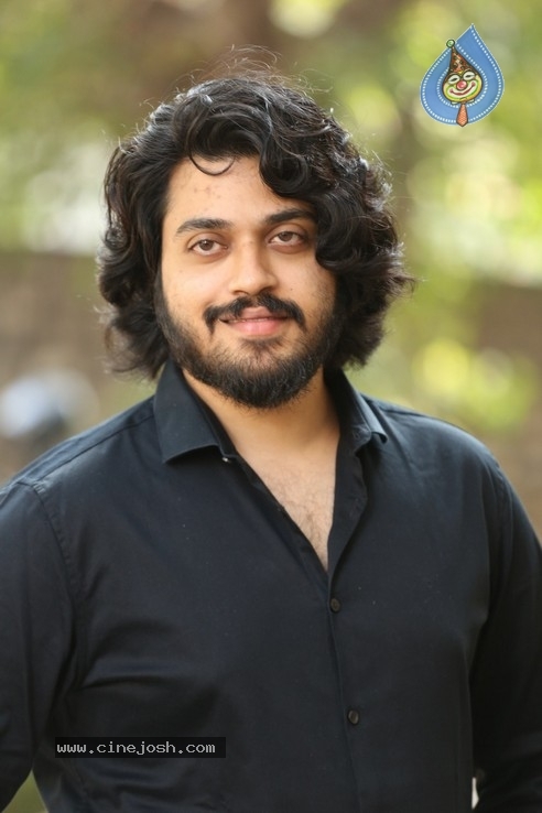 Beach Road Chethan Movie Trailer Launch Photos - 16 / 17 photos