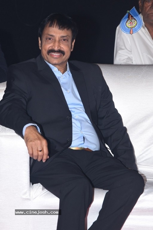 Choosi Choodangaane Movie Pre Release Event - 32 / 38 photos