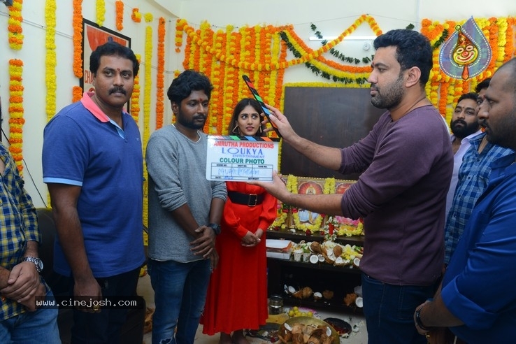 Color Photo Movie Opening - 6 / 37 photos