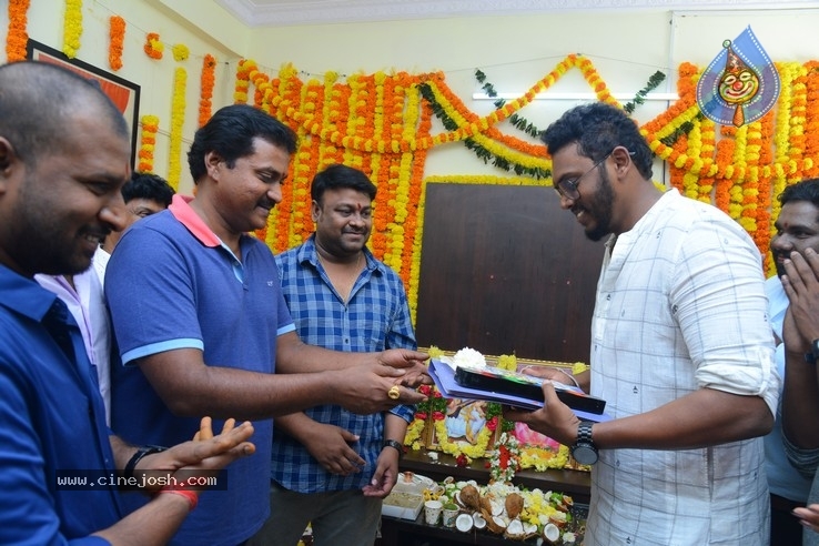 Color Photo Movie Opening - 24 / 37 photos