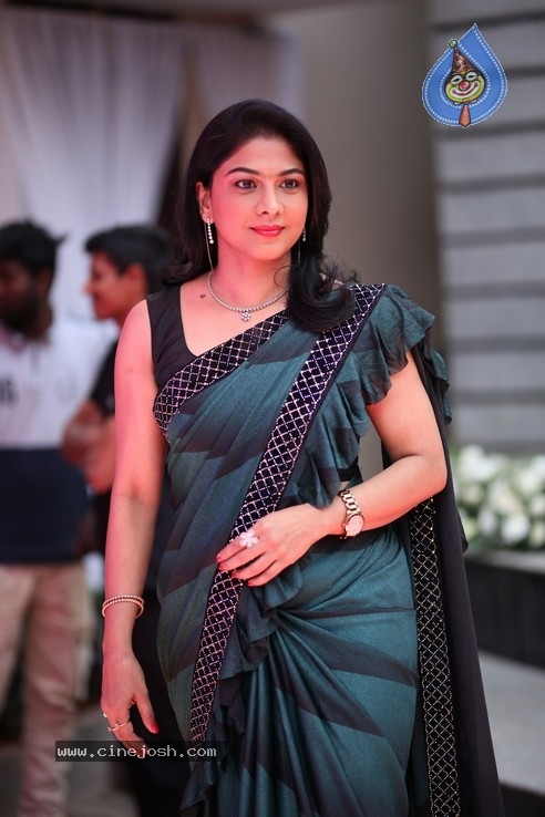 Mirrors Kerastase Launch Photos - 15 / 36 photos