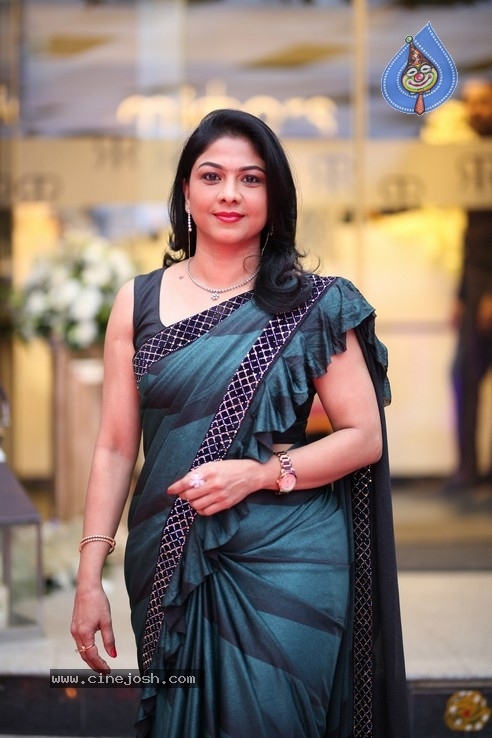 Mirrors Kerastase Launch Photos - 21 / 36 photos