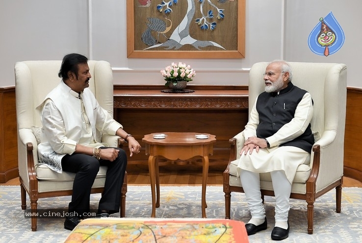 Mohan Babu Family Meets Modi - 1 / 4 photos