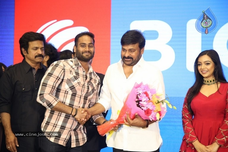 O Pitta Katha Movie Pre Release Event - 29 / 61 photos
