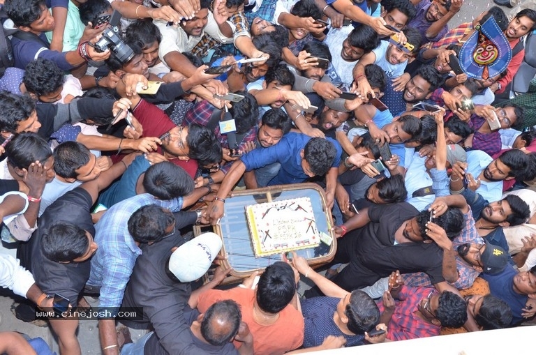 Power Star Pawan Kalyan Fans Hungama at Dil Raju office - 33 / 34 photos