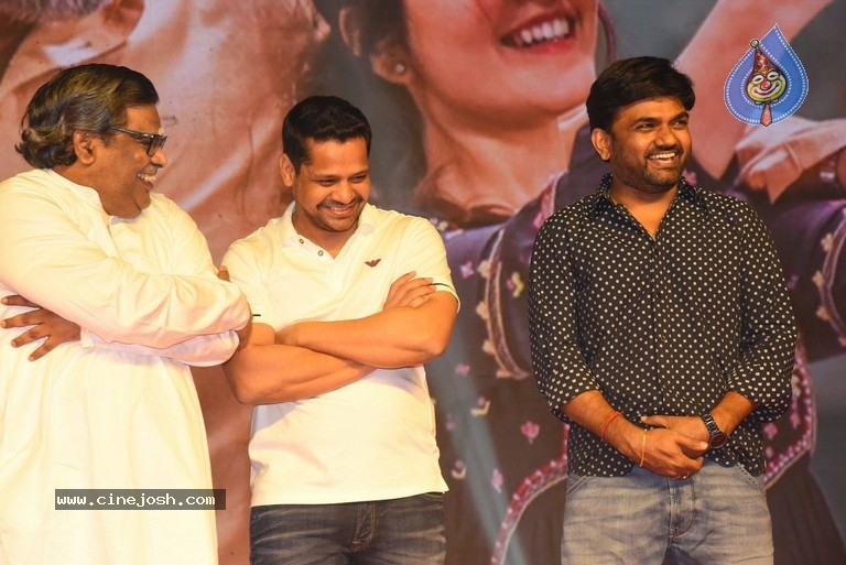 Prati Roju Pandage Movie Sambaralu - 17 / 53 photos