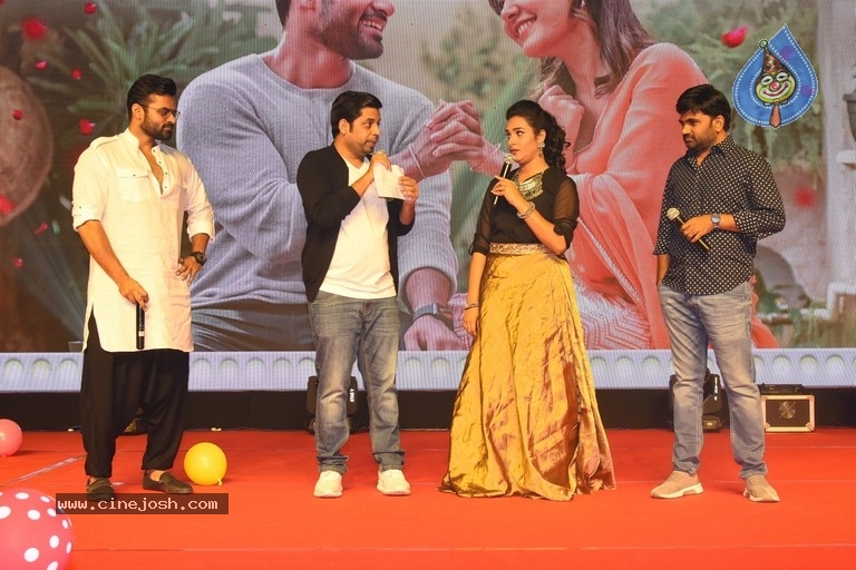 Prati Roju Pandage Movie Sambaralu - 36 / 53 photos