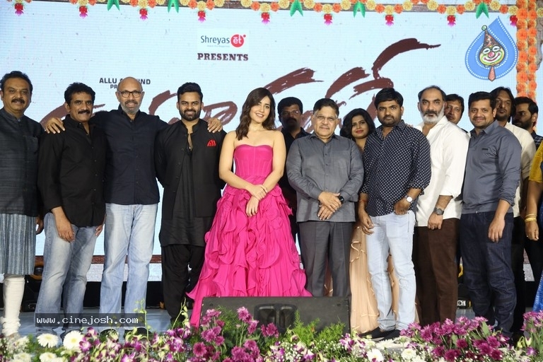 Prati Roju Panduga Movie Pre Release Event - 13 / 82 photos