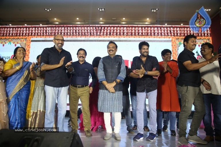 Prati Roju Panduga Movie Pre Release Event - 42 / 82 photos