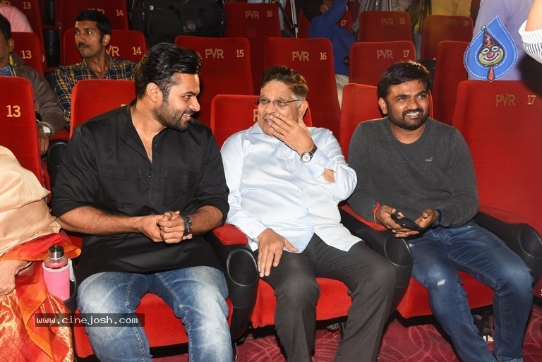 Prati Roju Panduga Movie Trailer Launch - 37 / 40 photos