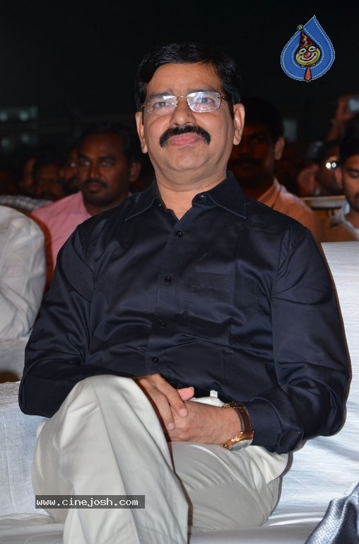 Sarileru Neekevvaru Blockbuster Ka Baap Celebrations 03 - 28 / 63 photos