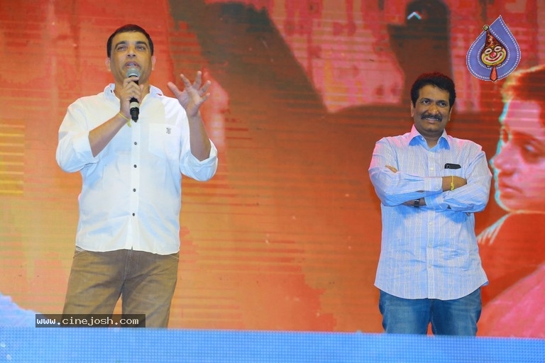 Sarileru Neekevvaru Blockbuster Ka Baap Celebrations 03 - 36 / 63 photos