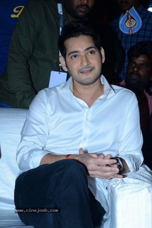 Sarileru Neekevvaru Pre Release Event 03 - 30 / 63 photos