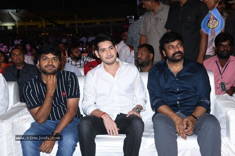 Sarileru Neekevvaru Pre Release Event 04 - 47 / 54 photos
