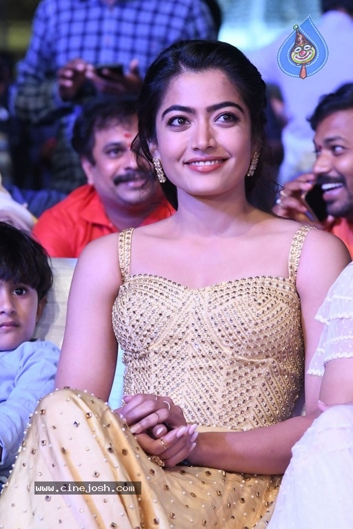 Sarileru NeekEvvaru Pre Release Event 05 - 41 / 75 photos