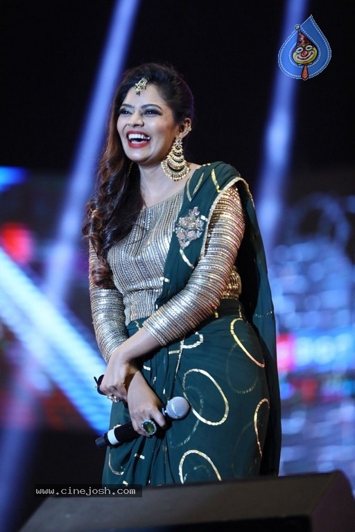 Sarileru Neekevvaru Pre Release Event 06 - 63 / 179 photos