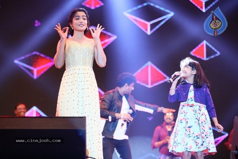 Sarileru Neekevvaru Pre Release Event 06 - 127 / 179 photos