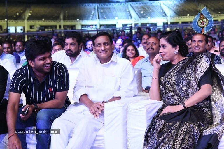 Sarileru Neekevvaru Pre Release Event 06 - 156 / 179 photos