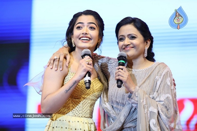 Sarileru Neekevvaru Pre Release Event 06 - 160 / 179 photos