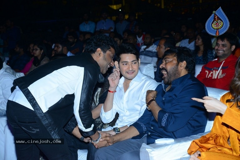 Sarileru Neekevvaru Pre Release Event 06 - 174 / 179 photos