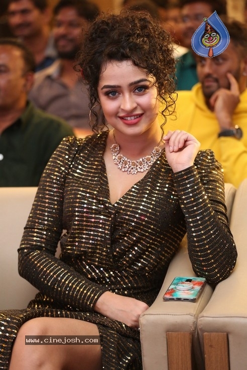 Ullala Ullala PreRelease Event - 11 / 40 photos