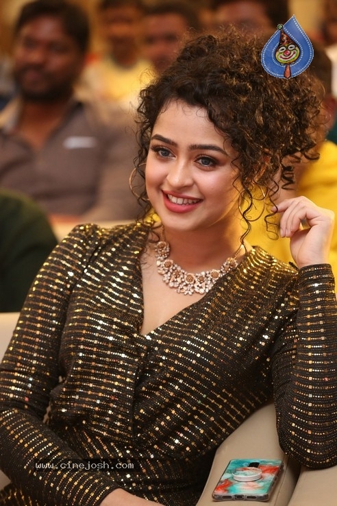 Ullala Ullala PreRelease Event - 15 / 40 photos