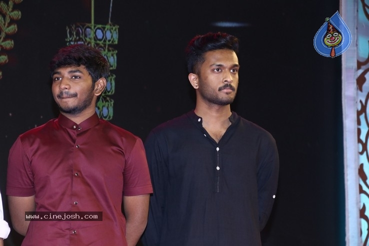 V4 MGR Sivaji Academy Awards 2020 Photos - 26 / 63 photos