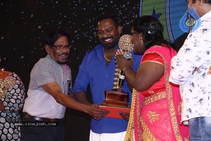 V4 MGR Sivaji Academy Awards 2020 Photos - 47 / 63 photos