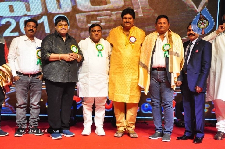 V B Entertainments Bullitera Awards 2019 Photos - 17 / 107 photos