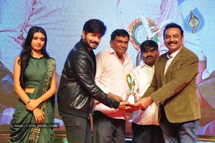 V B Entertainments Bullitera Awards 2019 Photos - 34 / 107 photos