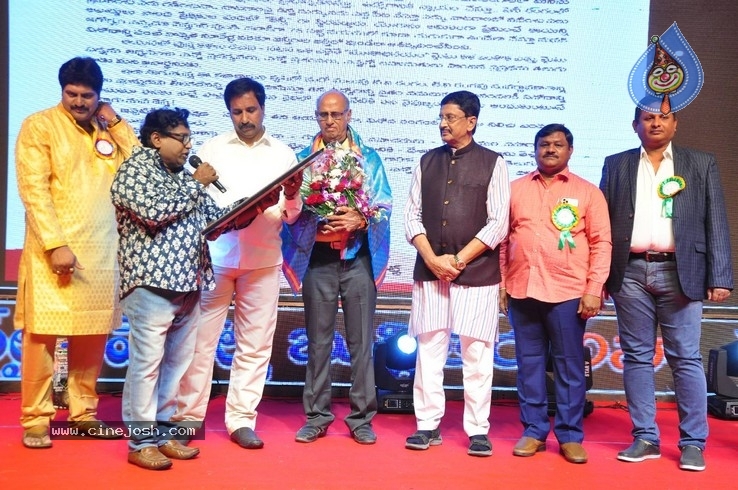 V B Entertainments Bullitera Awards 2019 Photos - 59 / 107 photos