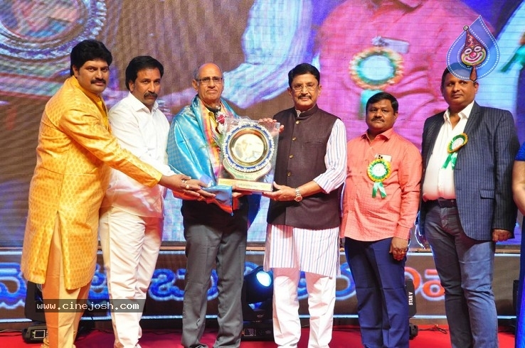 V B Entertainments Bullitera Awards 2019 Photos - 78 / 107 photos
