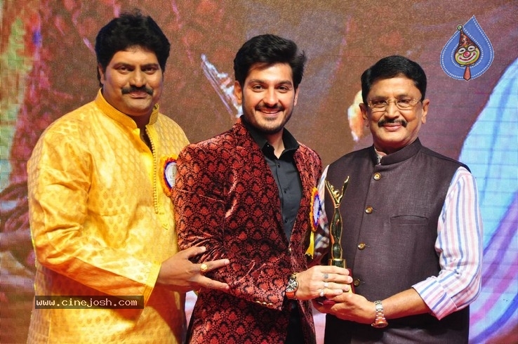 V B Entertainments Bullitera Awards 2019 Photos - 99 / 107 photos