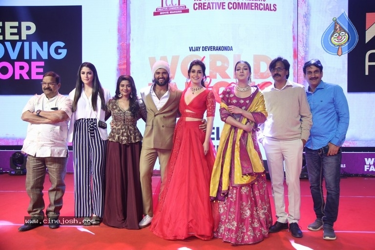 World Famous Lover Pre Release Event - 39 / 84 photos