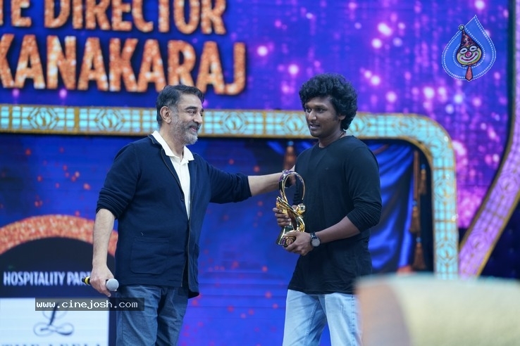 Zee Cine Awards Tamil 2020 Stills - 23 / 66 photos