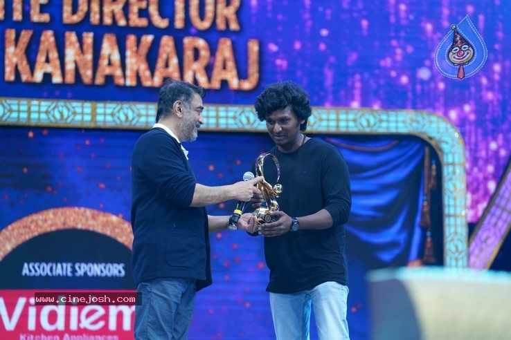 Zee Cine Awards Tamil 2020 Stills - 26 / 66 photos