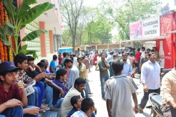 24 Movie Theater Coverage Pics - 7 of 35