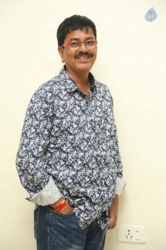 Aatadukundam Raa Audio Launch 1 - 22 of 42