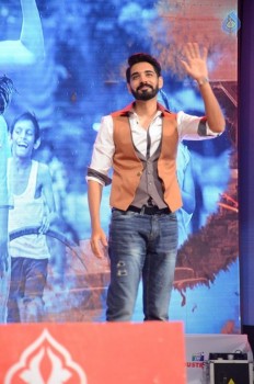 Aatadukundam Raa Audio Launch 3 - 32 of 55