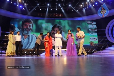 Agnyaathavaasi Audio Launch 4 - 38 of 60