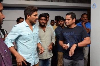 Allu Arjun at Maruthi Birthday Celebrations - 19 of 56