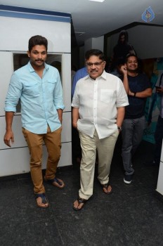 Allu Arjun at Maruthi Birthday Celebrations - 53 of 56